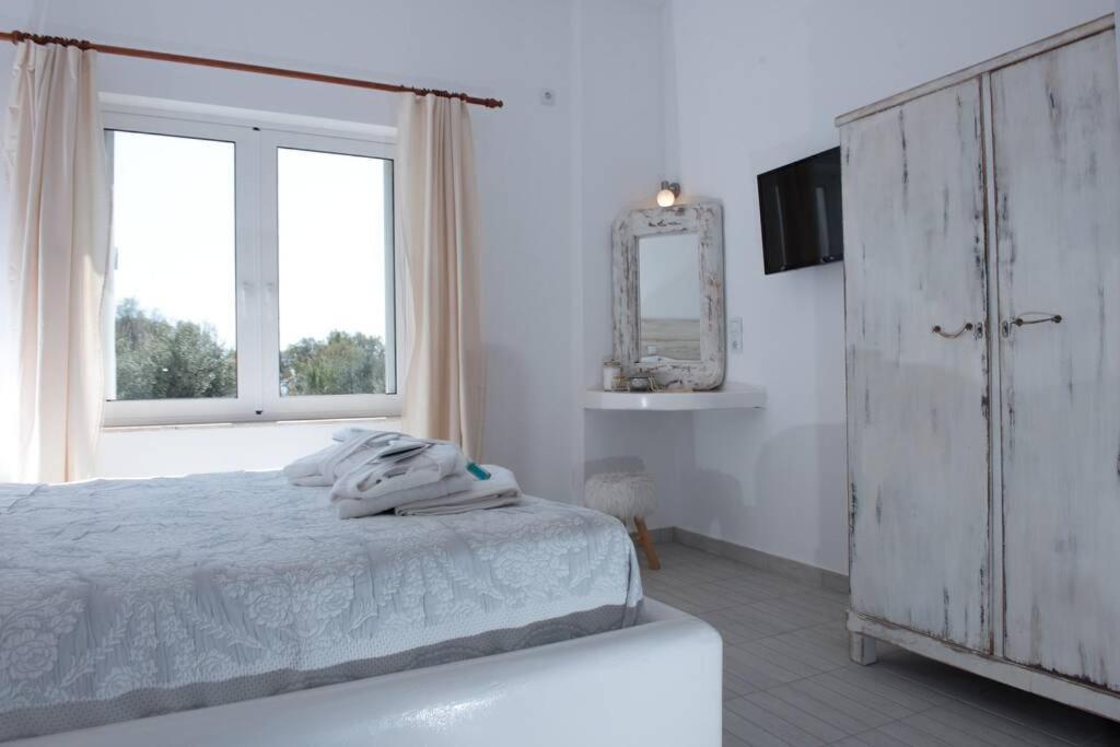 Nemesis Paleochora Appartement Chania  Buitenkant foto