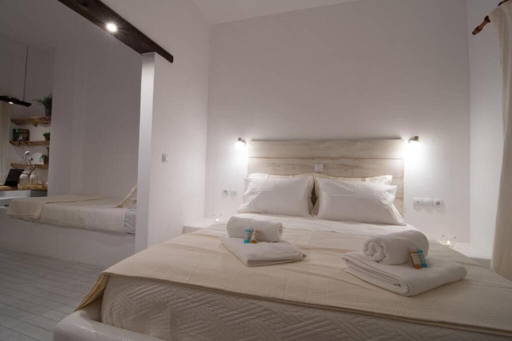 Nemesis Paleochora Appartement Chania  Buitenkant foto